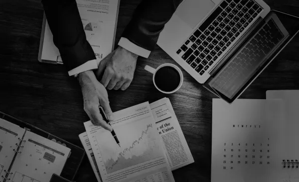 Hacerse autónomo: la lista financiera completa para europeos (2026)